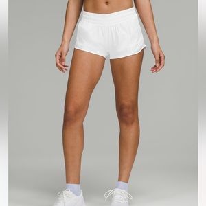 NWOT white lululemon hottie hot shorts 2.5 inseem